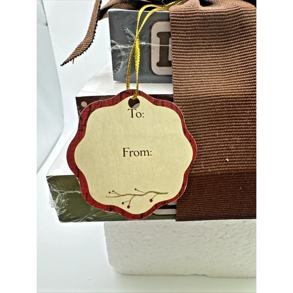 Set of 3 Stacked Memo Pad New with‎ bow and tag. Live, Laugh, Love